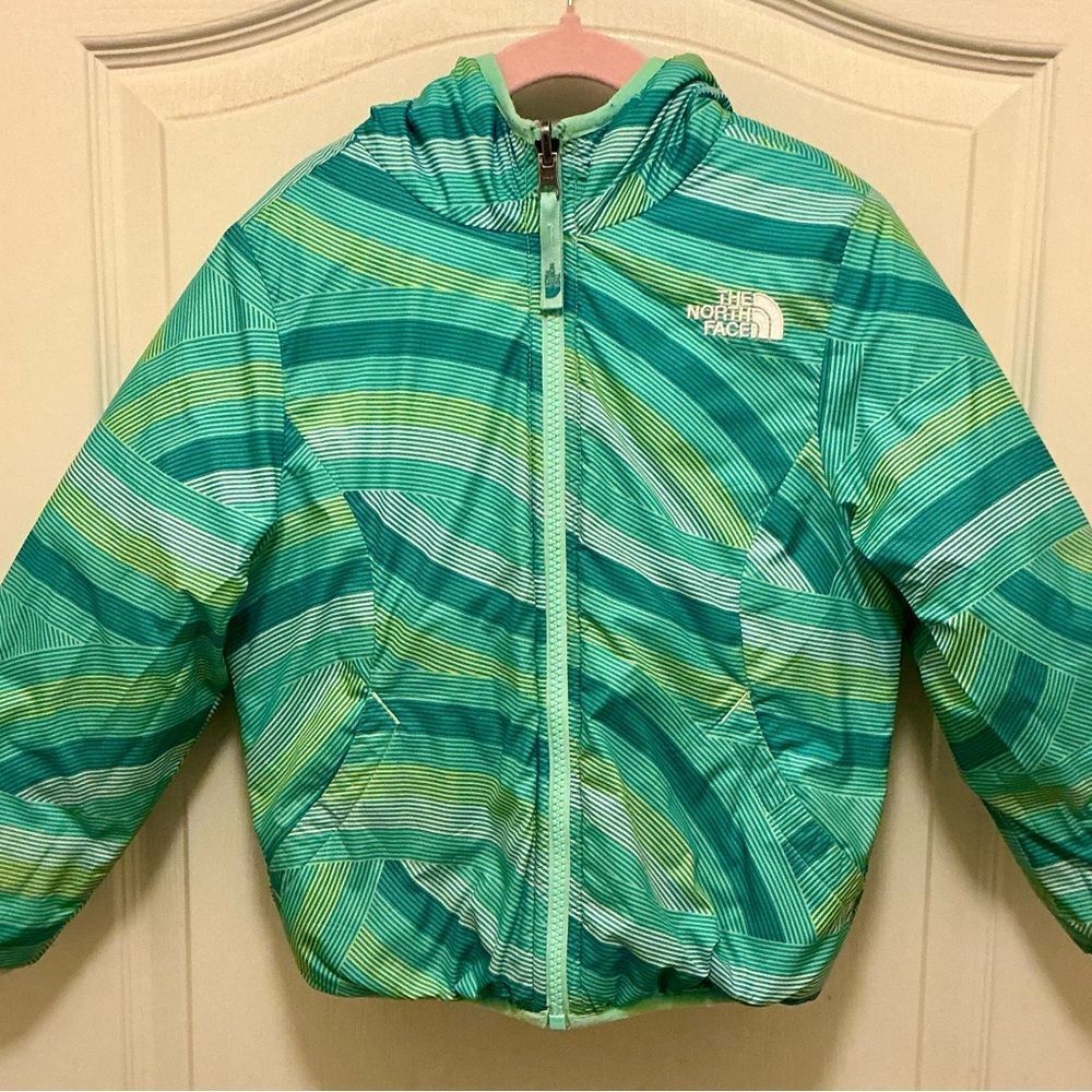 The North Face Girls’ Reversible Full-Zip Hooded Puffer Insulated Jacket Size 5